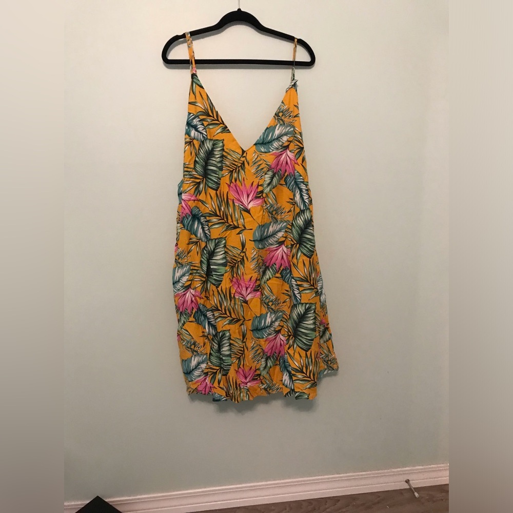 NWT Perfectly Priscilla Sunsets in Maui Print Dress